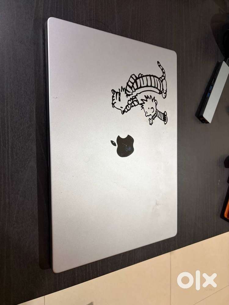 MacBook Pro 16 (2021) M1 Max 24-core GPU, 32GB, 1TB, 93% battery