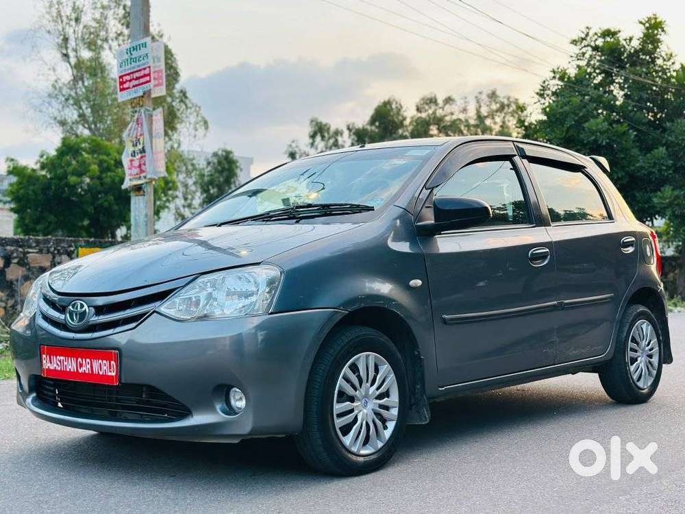 Toyota Etios Liva, 2013, Petrol
