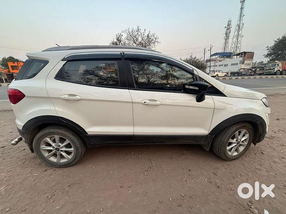 Ford Ecosport Petrol 100000 Km Driven