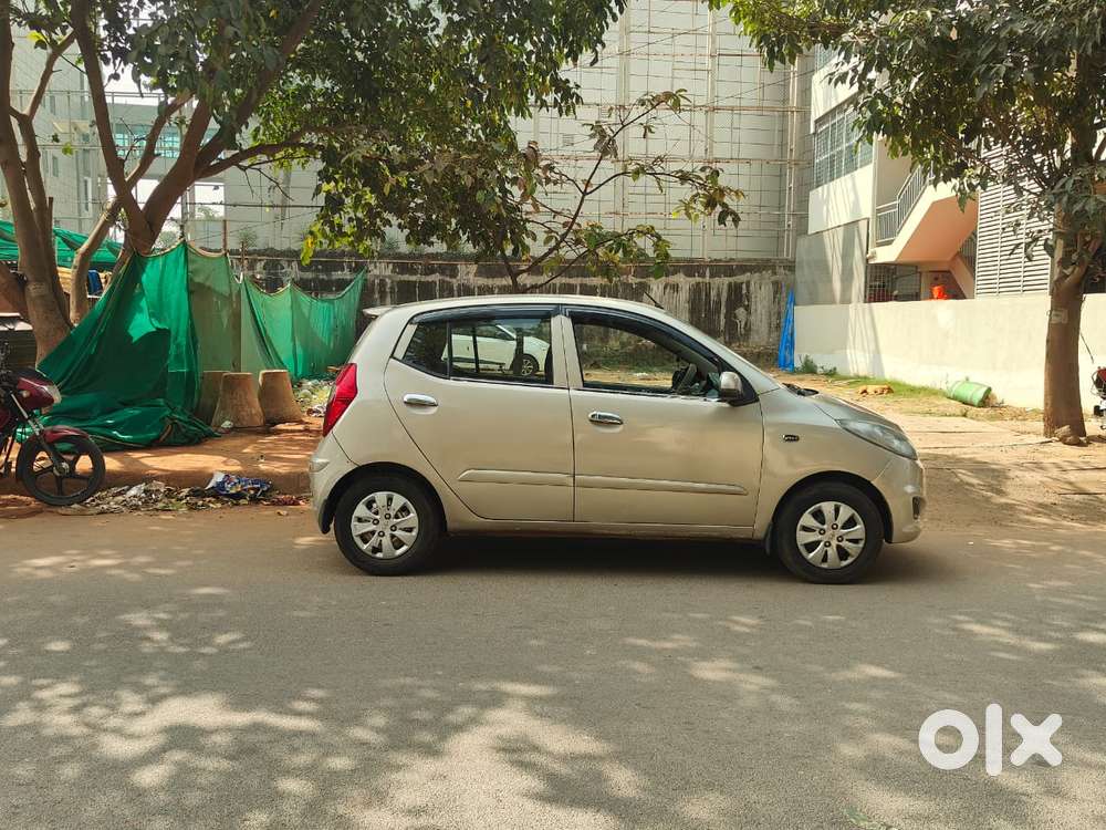 Hyundai I10 Sportz At, 2012, Petrol