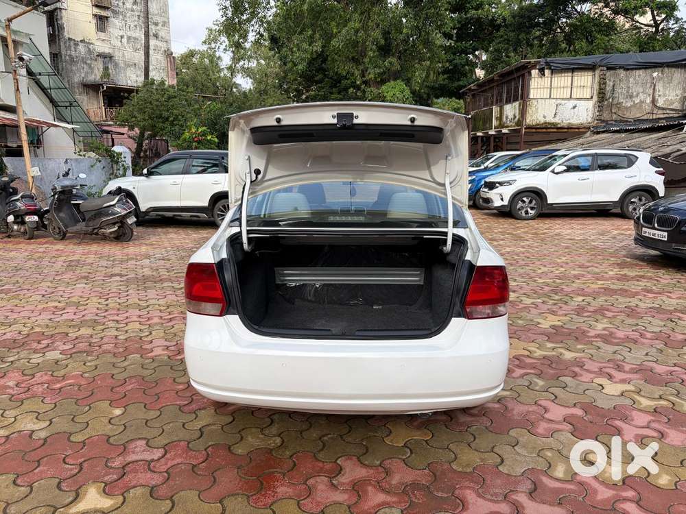 Volkswagen Vento Petrol Highline, 2015, Petrol