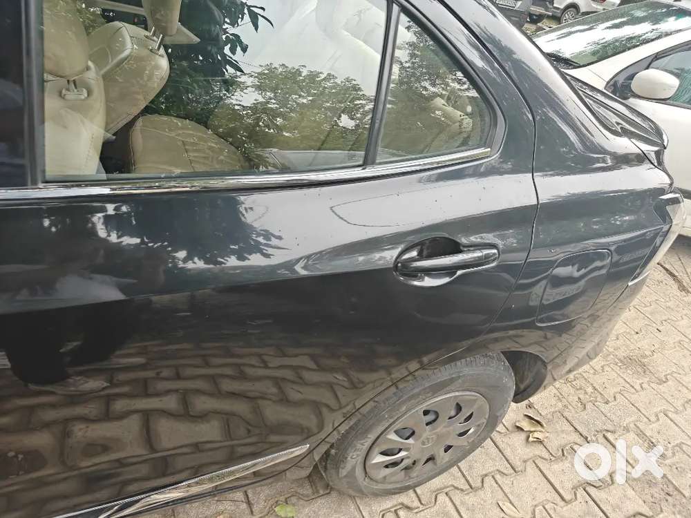 Maruti Dzire 1.2 Vxi Cng 2025