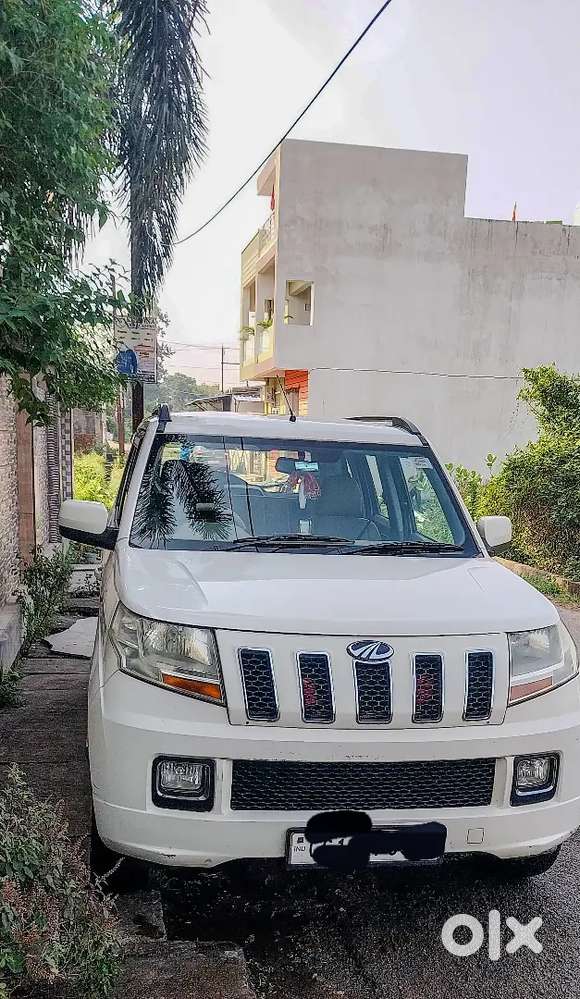 Mahindra Tuv 300 2016