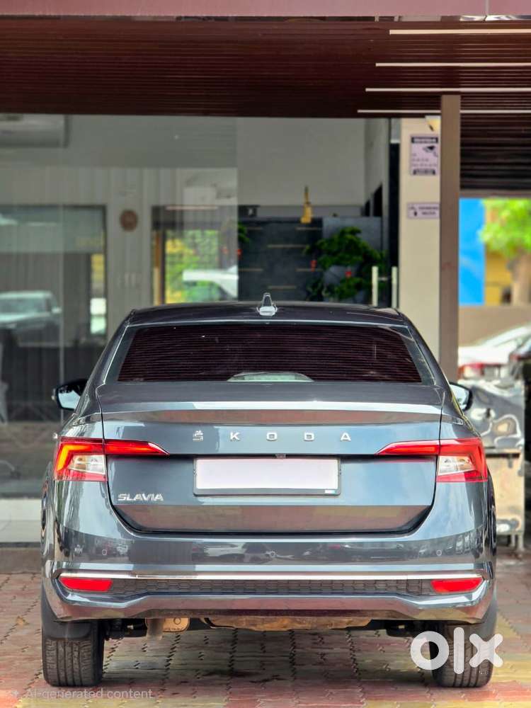 Skoda Slavia 1.0 Tsi Style At, 2022, Petrol