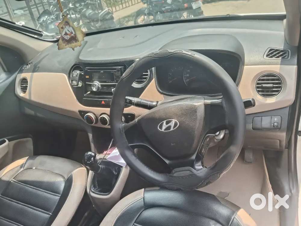 Hyundai Accent 2015
