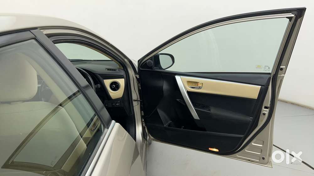 Toyota Corolla Altis 1.8 G, 2017, Petrol