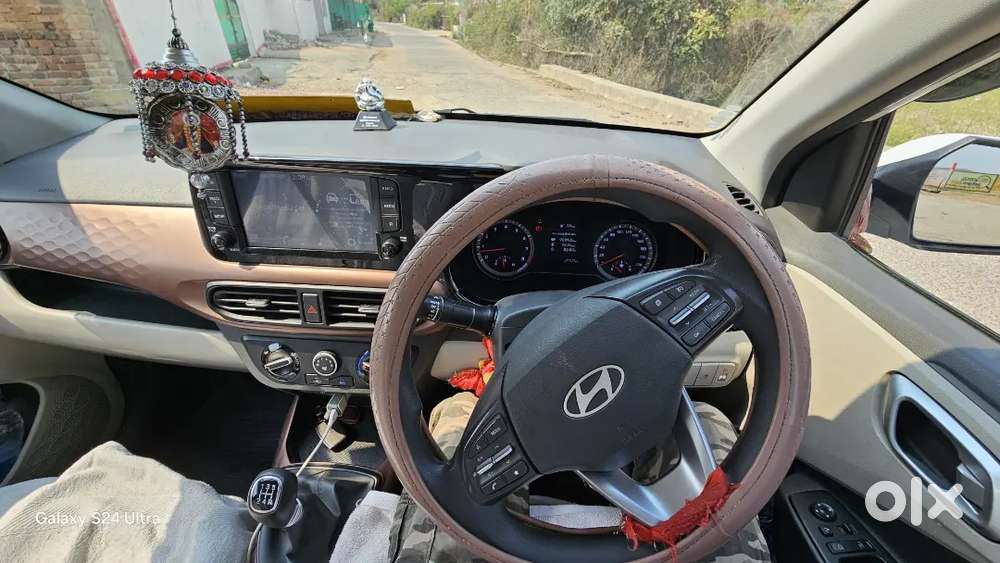 Hyundai Aura 2023 Petrol 36000 Km Driven Under Warranty