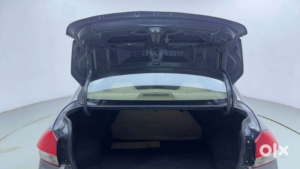 Maruti Suzuki Ciaz Zxi Plus, 2016, Petrol
