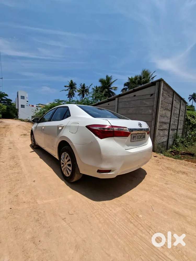 Toyota Corolla Altis 2015