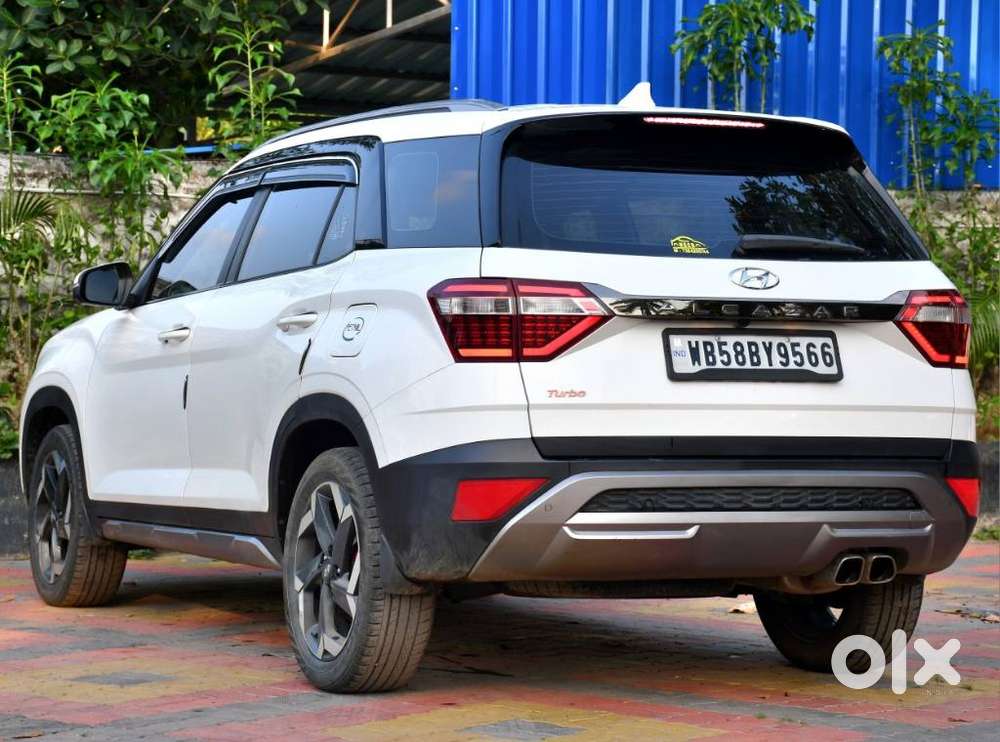 Hyundai Alcazar 2.0 Platinum (o) Petrol At 7 Str, 2023, Petrol