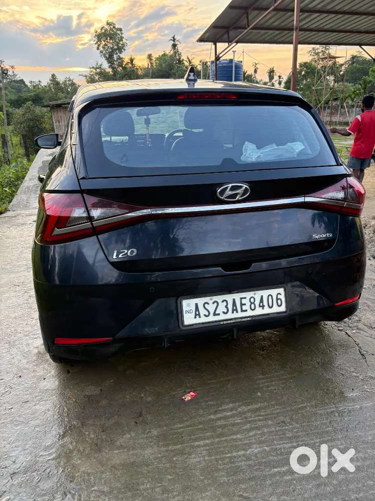All New Hyundai I20 Sportz Magnite Colour And Only 23000 Driven Only