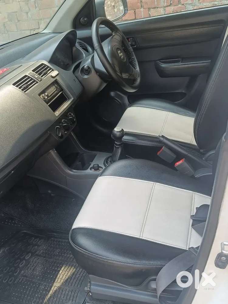 Maruti Suzuki Dzire Diesel मैन्युअल 2013