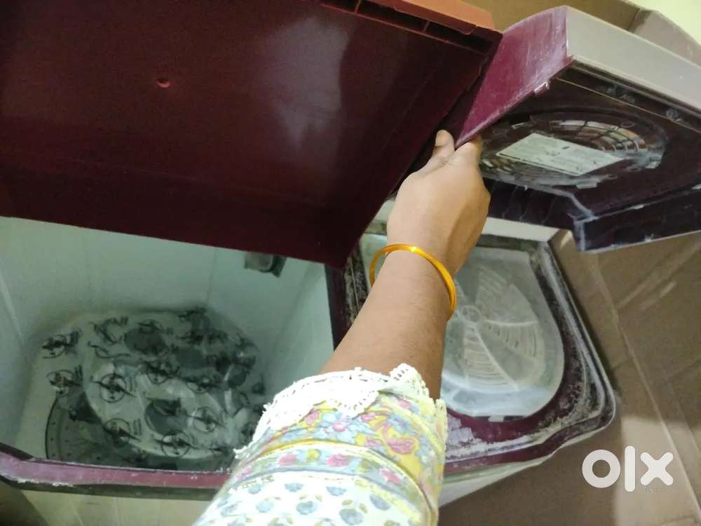 LG semi automatic washing Machine