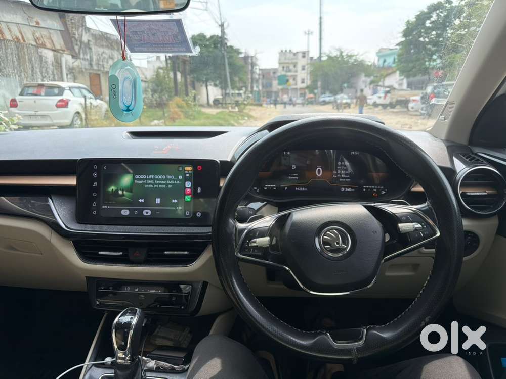 Skoda Slavia Petrol 2022