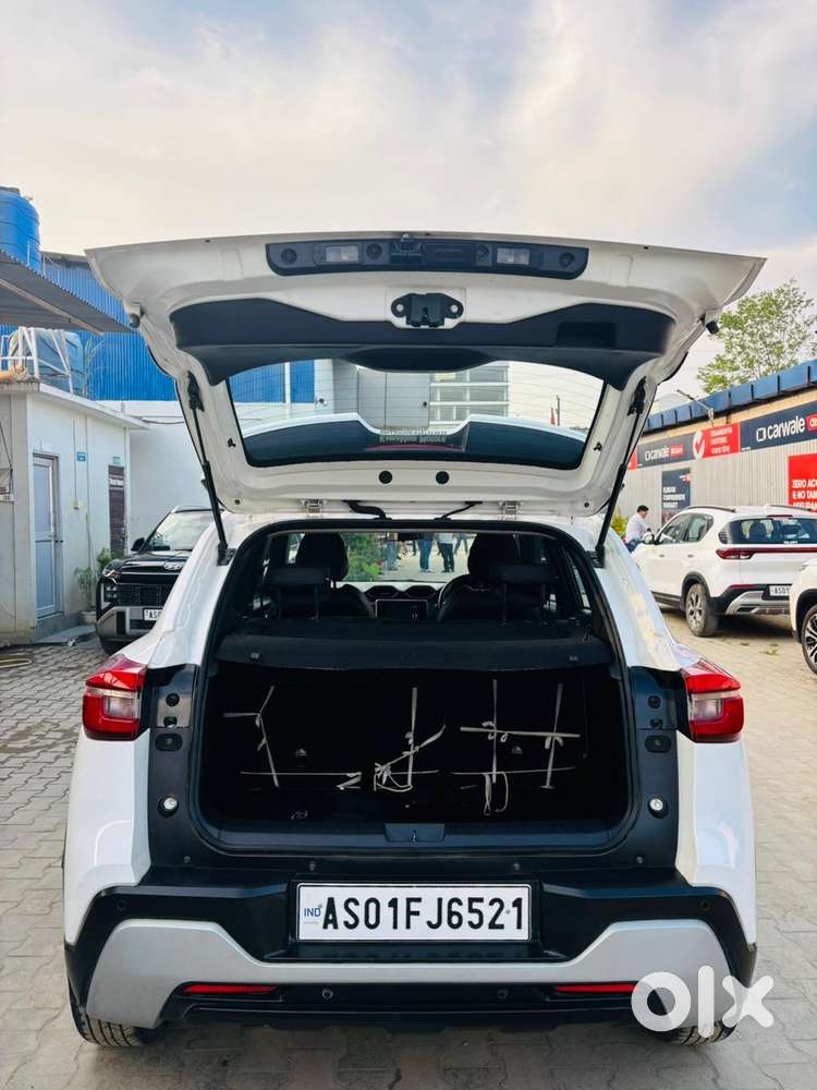 Nissan Magnite 1.0 Xv Premium Turbo Cvt (o), 2022, Petrol