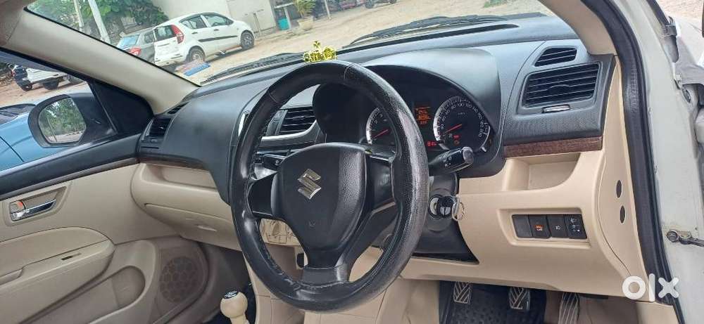 Maruti Suzuki Dzire 1.2 Vxi, 2017, Petrol