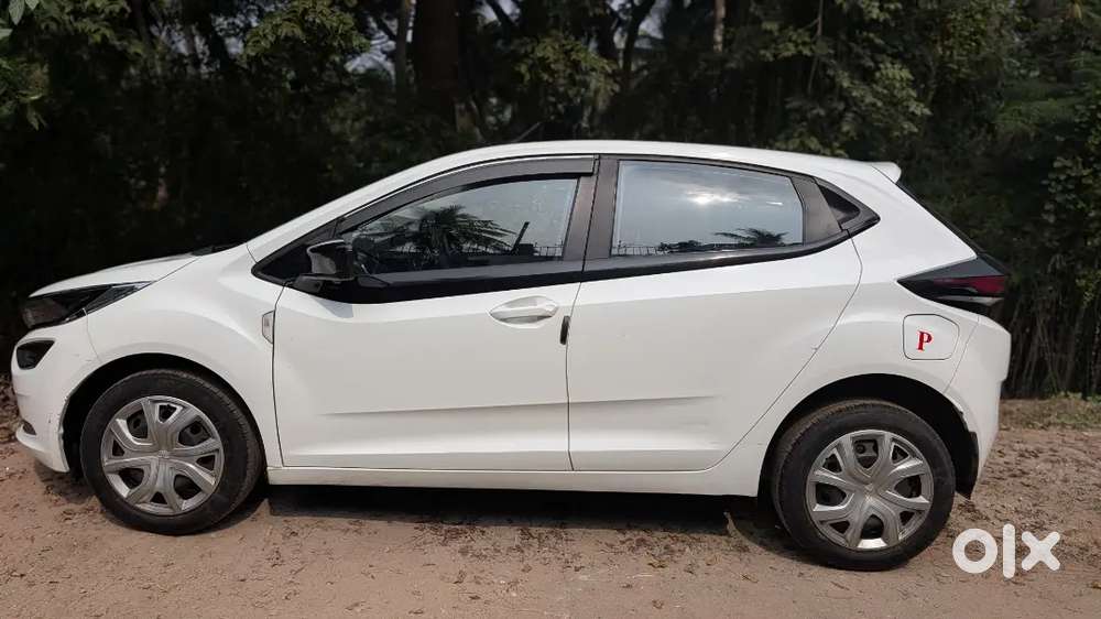 Tata Altroz 2022 Petrol 48000 Km Driven