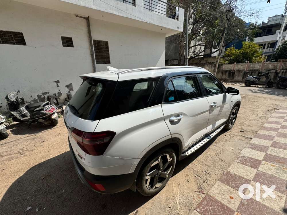 Hyundai Alcazar Petrol 2021 Top Model