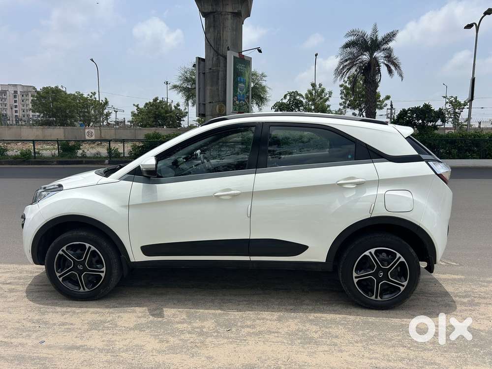 Tata Nexon 1.2 Revotron Xt Plus, 2019, Petrol