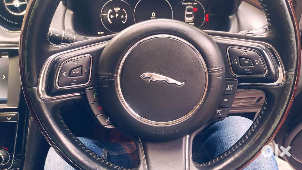 Jaguar Xj 2.0l Portfolio Lwb, 2017