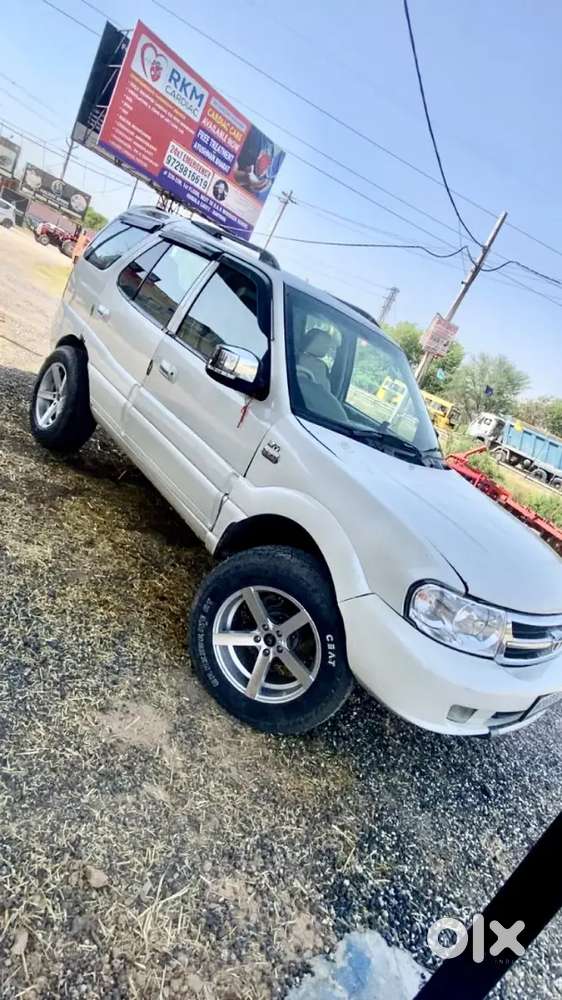 Tata Safari Dicor 2012