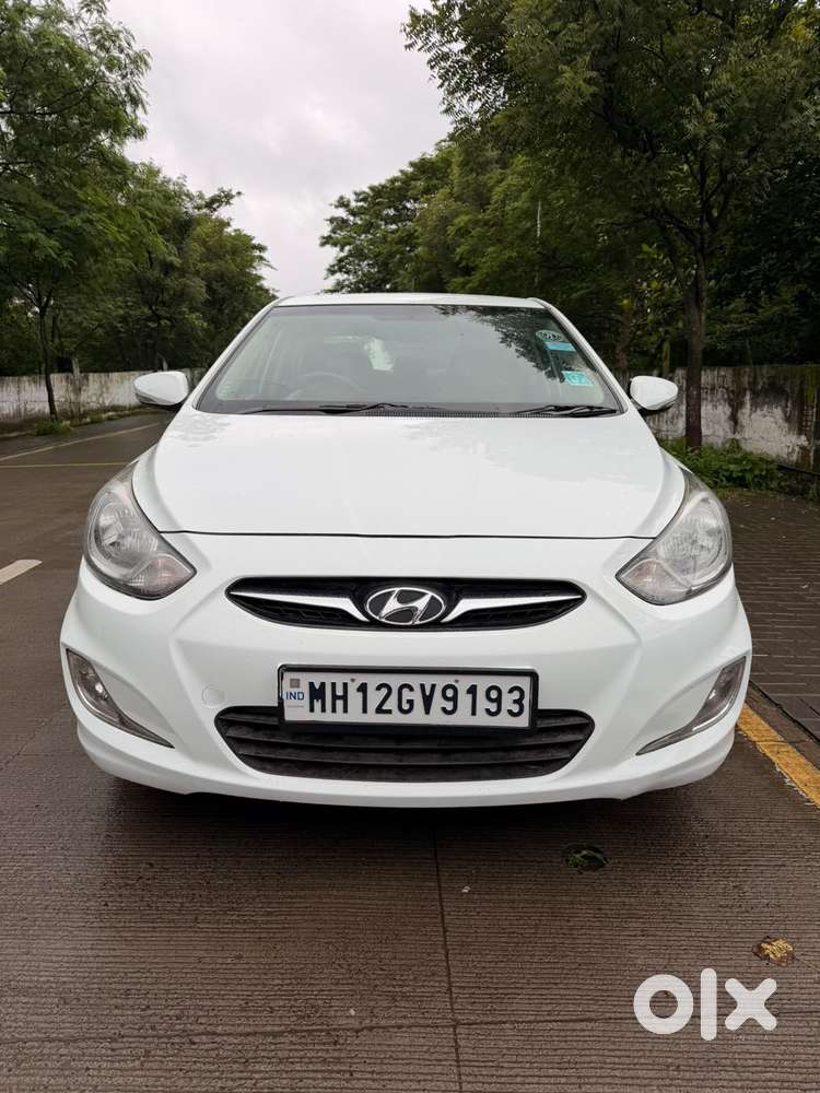 Hyundai Verna Fluidic 1.6 Vtvt Sx, 2011, Petrol