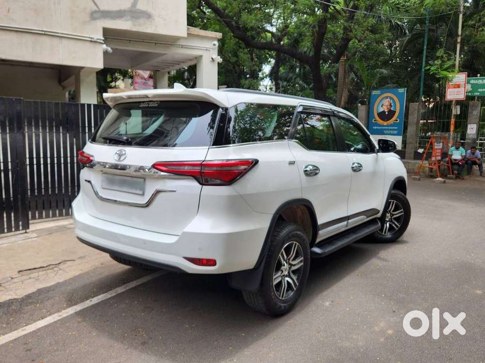 Toyota Fortuner 4x2 At 2.8 Diesel, 2022, Diesel