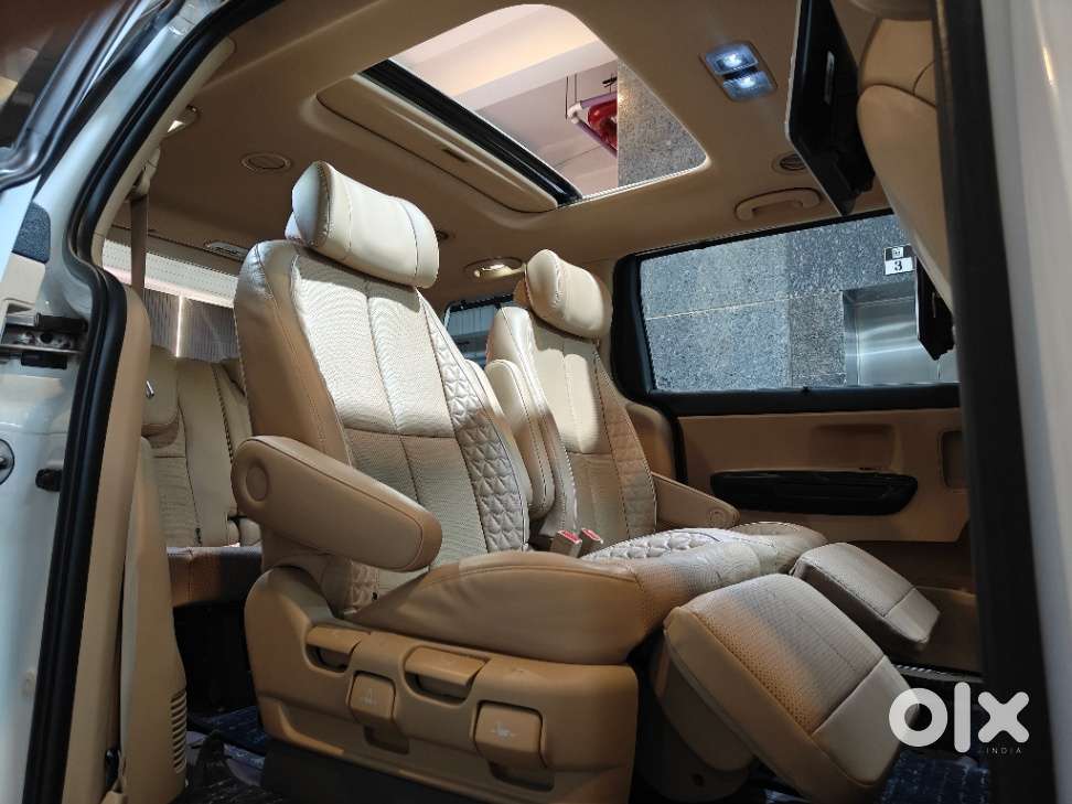 Kia Carnival Limousine Plus 7 Str, 2022, Diesel
