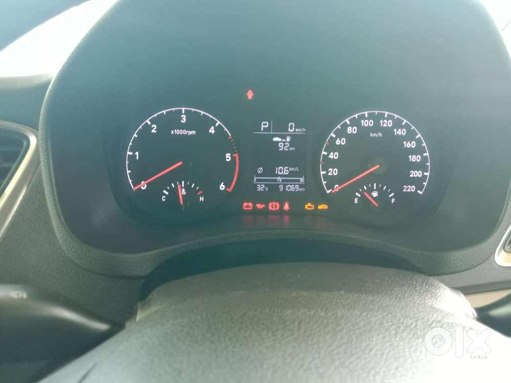 Hyundai Verna [ ] Fluidic 4s 1.6 Vtvt Ex At, 2018, Diesel