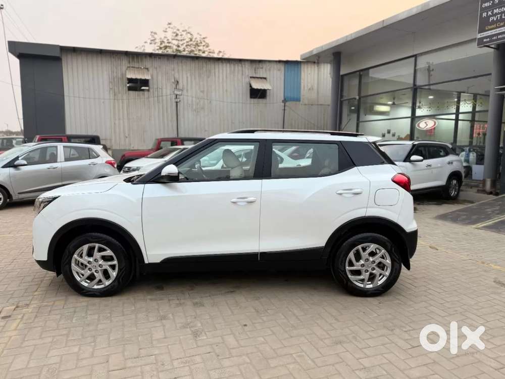 Mahindra Xuv300 W8 Option, 2024, Petrol