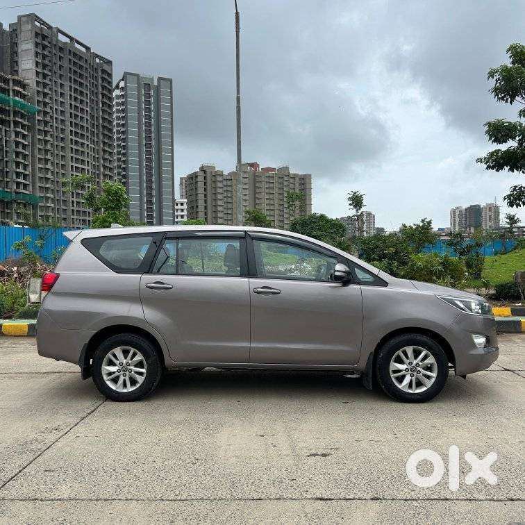 Toyota Innova Crysta 2.8 Gx At 7 Str, 2016, Diesel