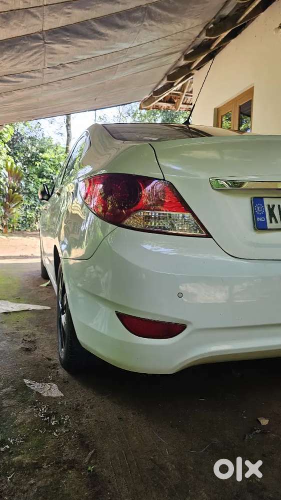 Hyundai Verna Diesel Manual 2012