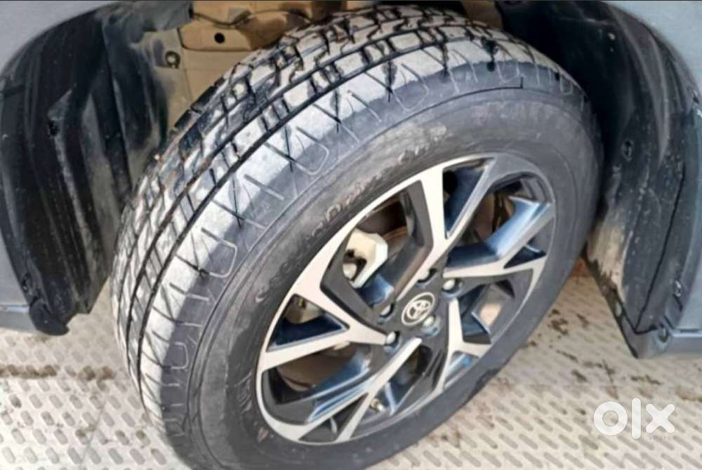 Toyota Urban Cruiser Hyryder 1.5 V Hybrid, 2023, Petrol