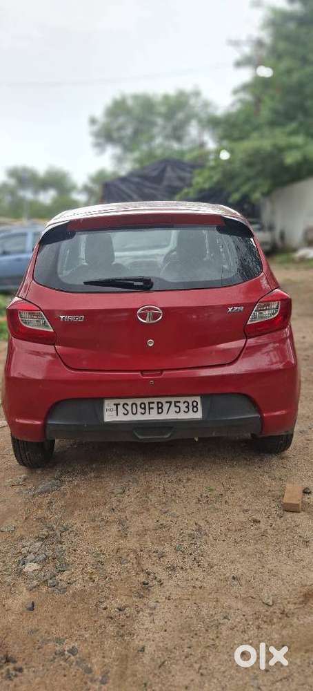 Tata Tiago 1.2 Revotron Xza, 2018, Petrol