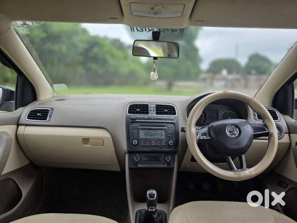 Skoda Rapid Elegance Mpi, 2017, Petrol