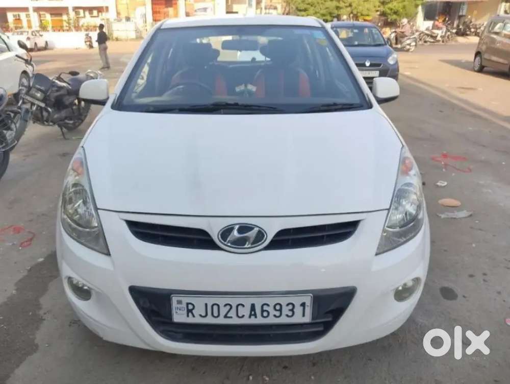 Hyundai I20 2010 Petrol Well Maintained