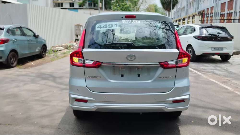 Toyota Rumion, 2024, Petrol