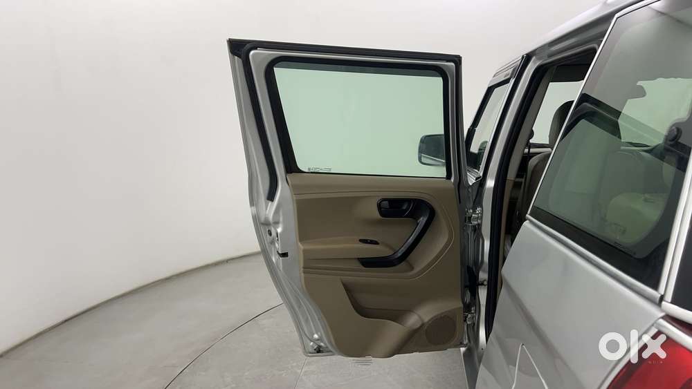 Mahindra Tuv 300 T4, 2016, Diesel