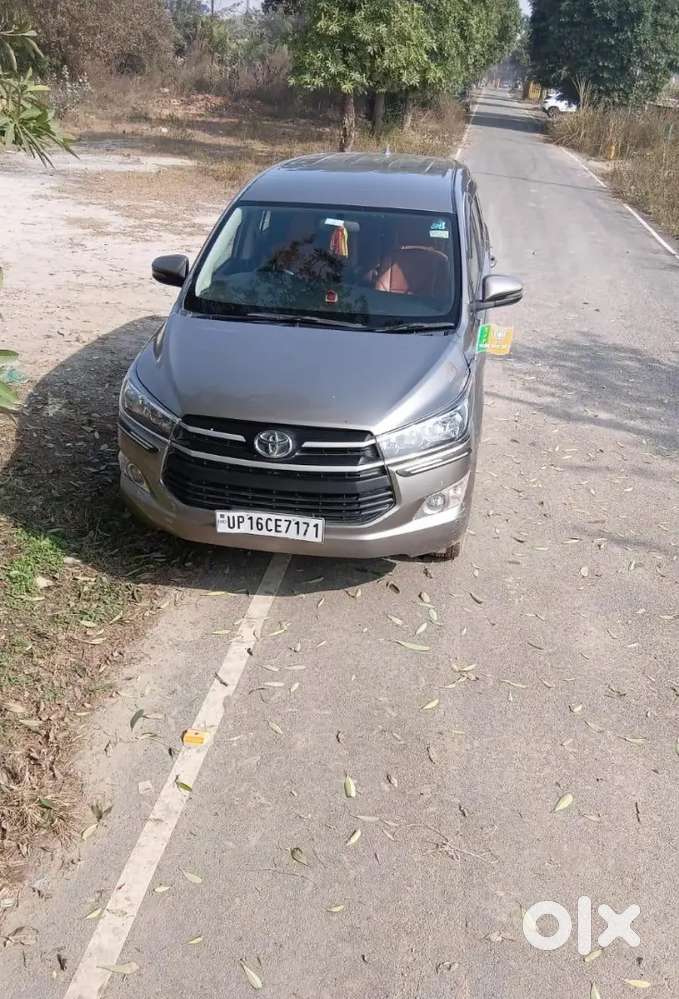 Toyota Innova Crysta 2019