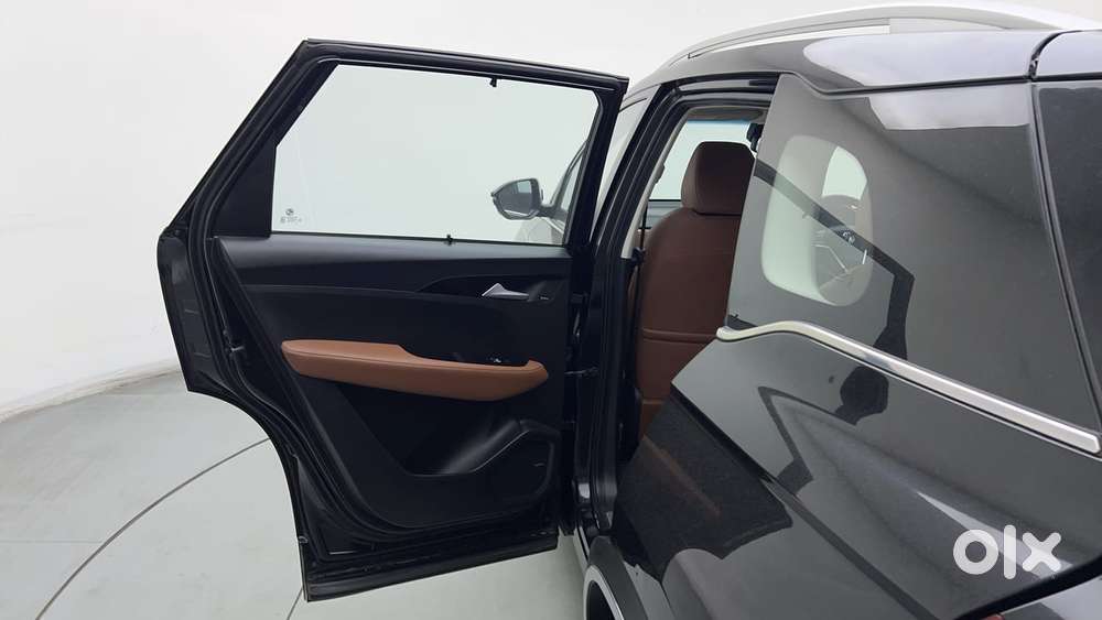 Mg Hector Plus 1.5 Sharp Turbo Cvt 6 Str, 2021, Petrol