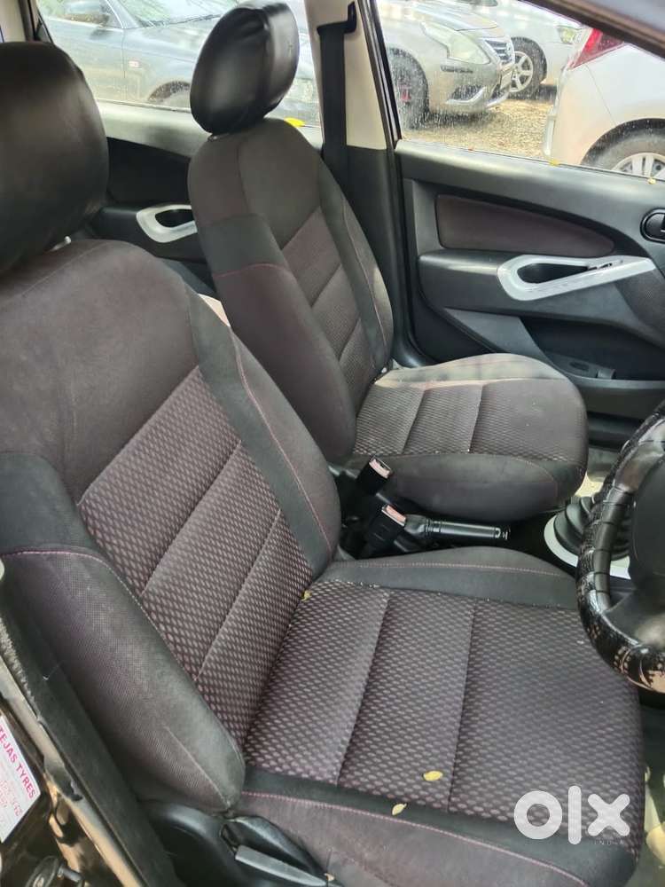 Ford Figo 1.2p Titanium Mt, 2010, Diesel