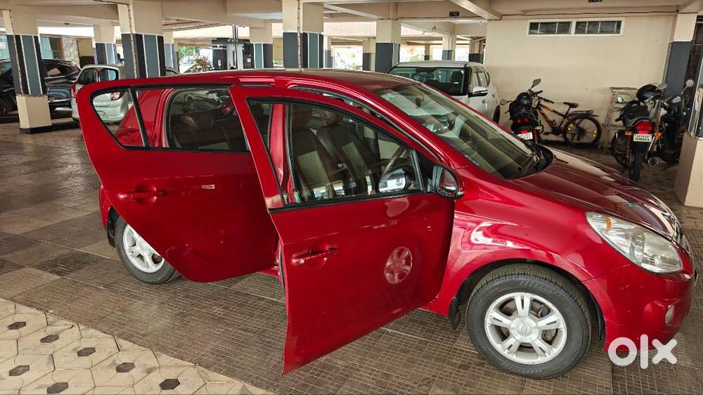 Hyundai I20 2011 Petrol 76500 Km Driven