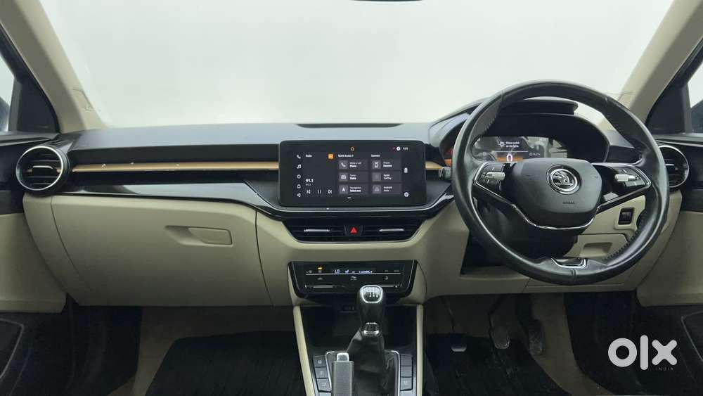 Skoda Slavia Style 1.0l Tsi Mt, 2022, Petrol