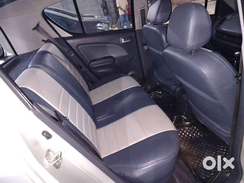 Maruti Suzuki Ritz Lxi, 2009, Petrol