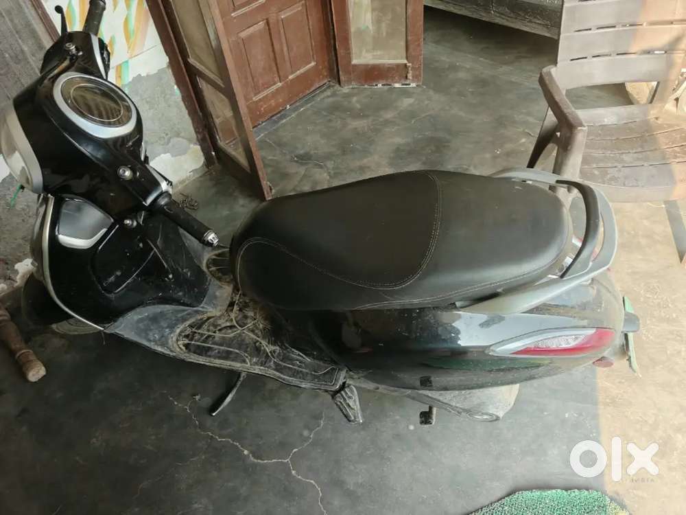 Chetak Ev Urbane 2024 100% condition