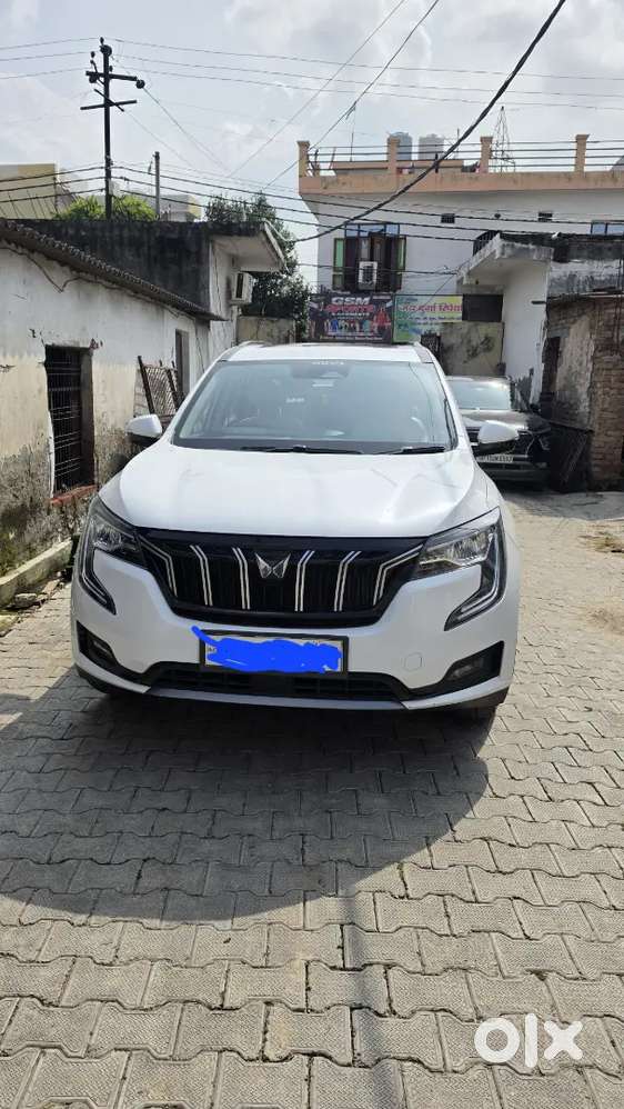 Mahindra Xuv700 Petrol 2023