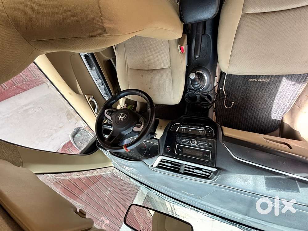Honda Amaze 2017 Petrol Well Maintained