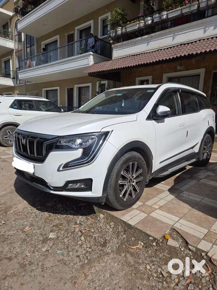 Mahindra Xuv700 2024 Diesel Automatic Top Model 21570 Km Driven