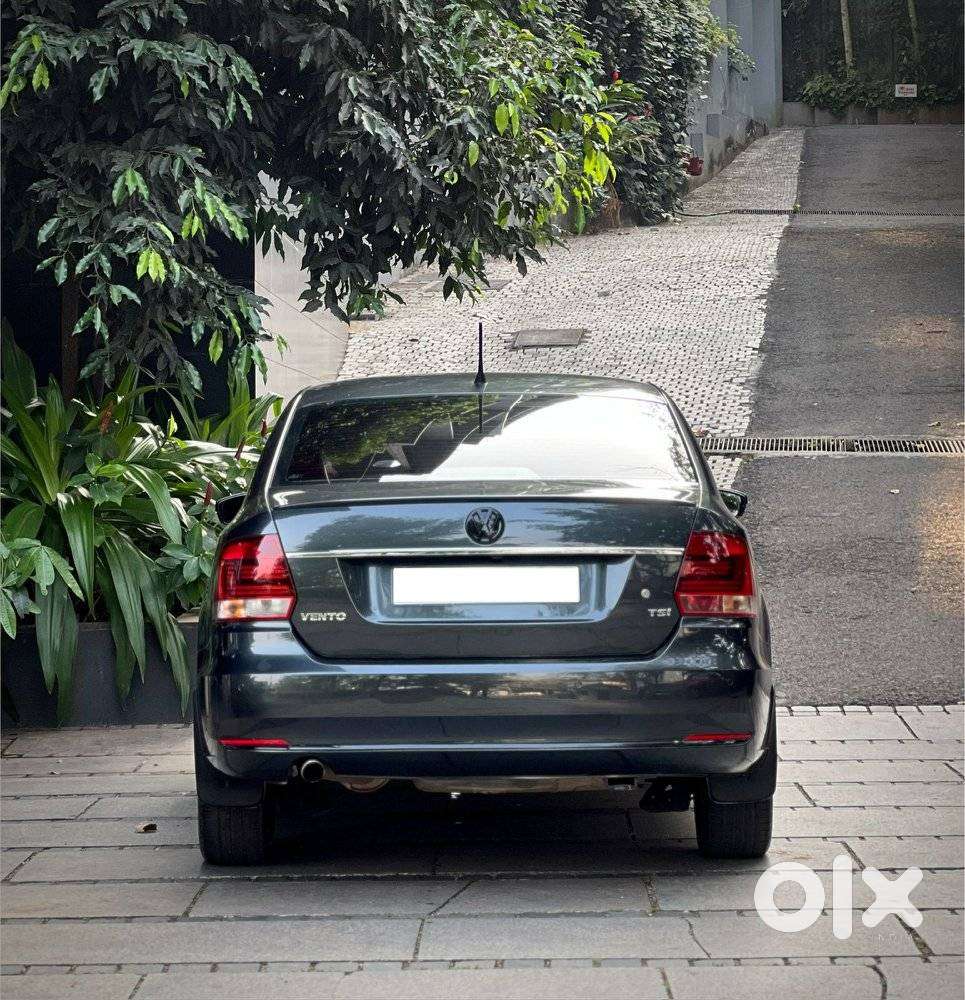Volkswagen Vento 1.2 Highline Plus At 16 Alloy, 2019, Petrol