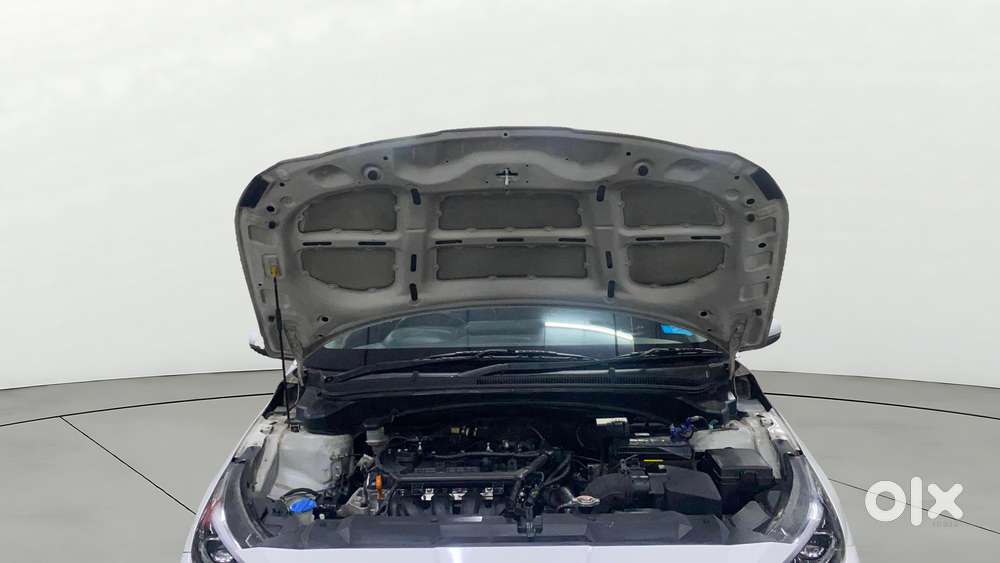 Hyundai New I20 1.2 Asta Mt, 2022, Petrol